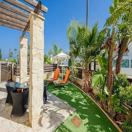 Villa Rent Private Villa 010 *