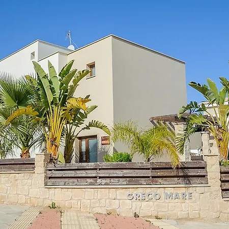 Villa Rent Private Villa 010
