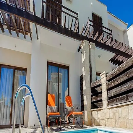 Rent Private 010 Πρωταράς