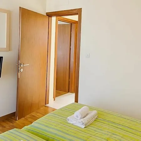 Βίλα Rent Private 010 *