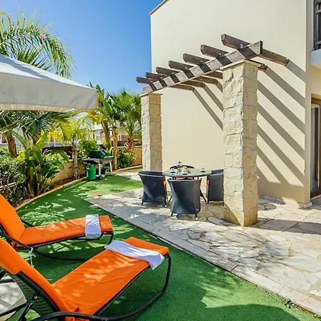 Villa Rent Private 010 *