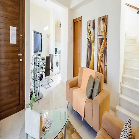 Rent Private 010 *