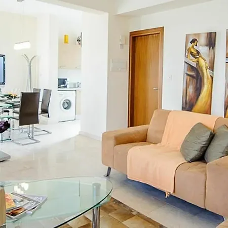 Rent Private 010 *