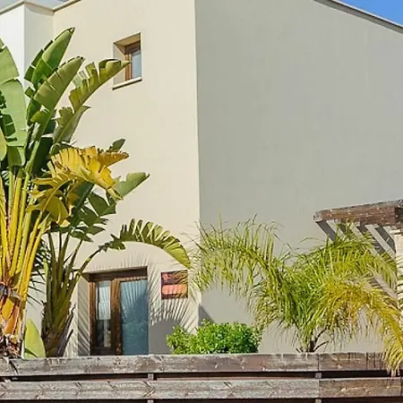 Rent Private 010 Villa