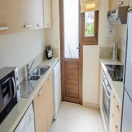 Rent Private 010 Villa Protaras